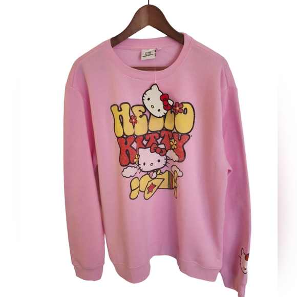 Hello Kitty Tops - NWT Hello Kitty Pink Graphic Lightweight Sweatshirt Size Large